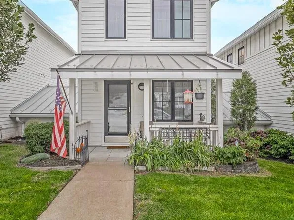 706 Pierce St, Omaha, NE 68108