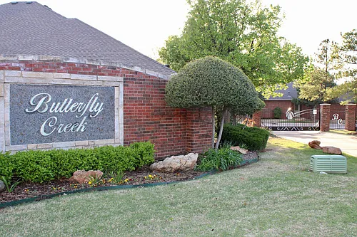 15513 Swallowtail Rd Photo 1