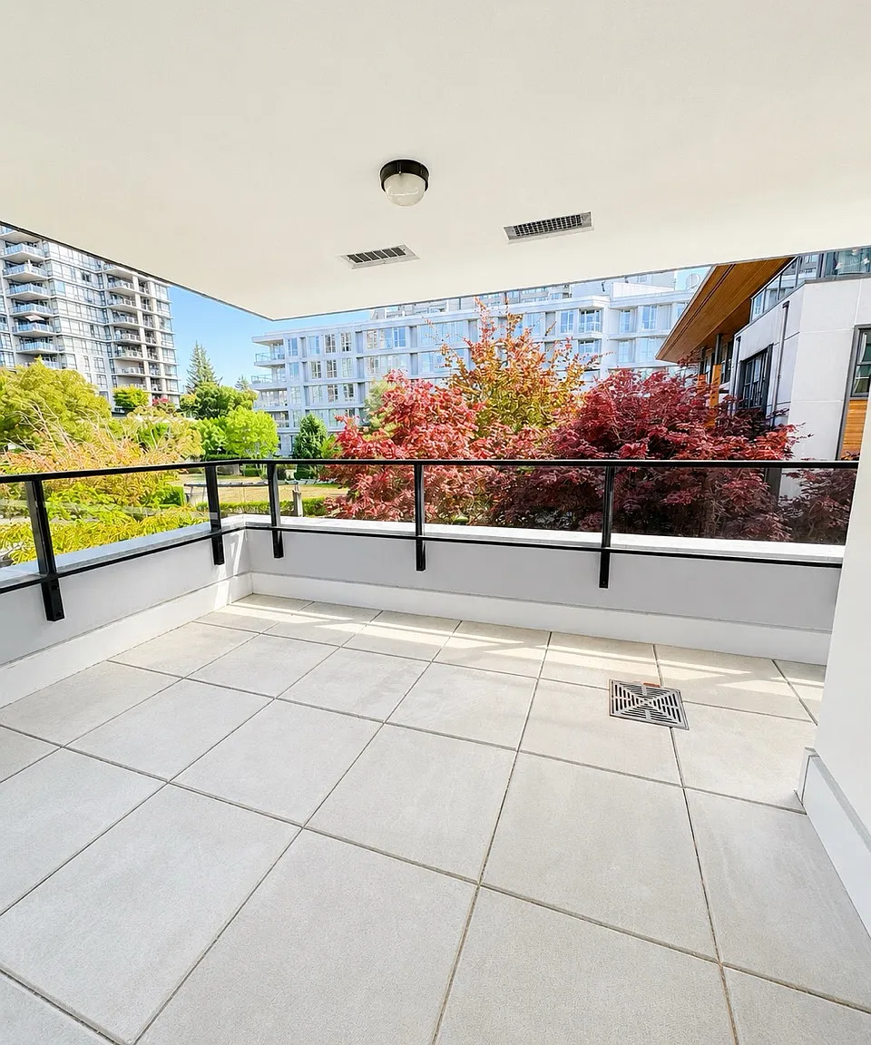 2 bed, 1100 sqft, $4,000 — Photo 3
