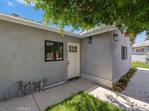 11010 Montgomery Ave