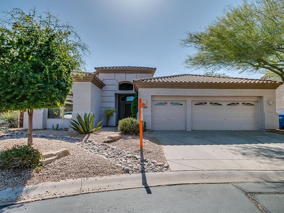 1st image of 28236 N 49th Pl