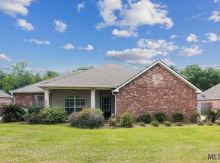 13448 Arnold Rd, Walker, LA 70785