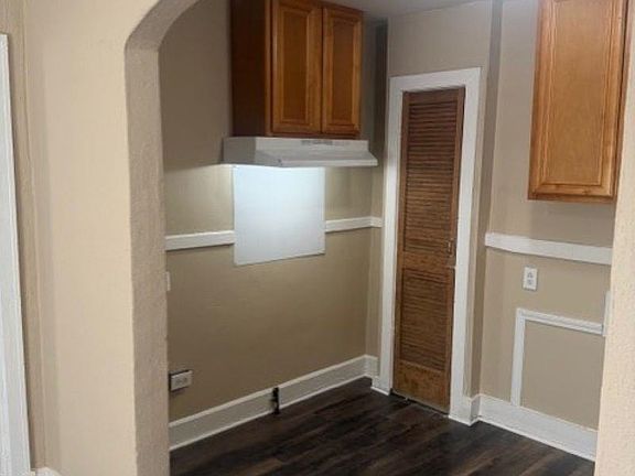 5th image of 2954 Carrington Rd