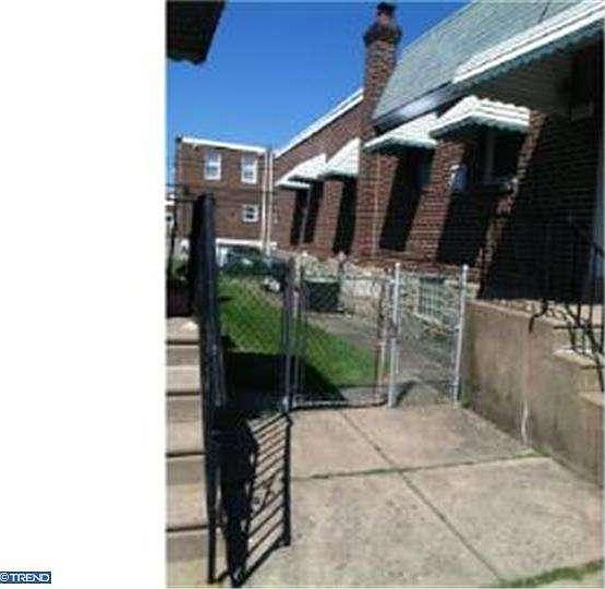 2nd image of 2115 Bleigh Ave