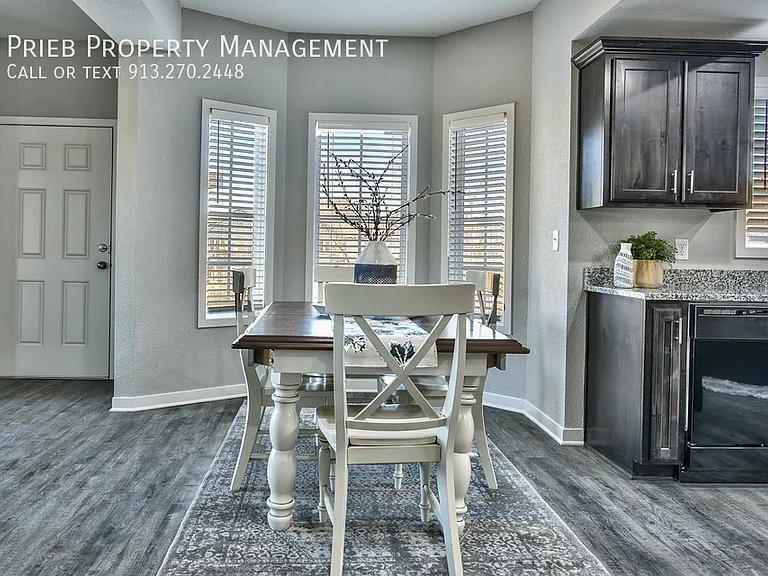 12321 S Chelsea St #3-105 — Photo 8