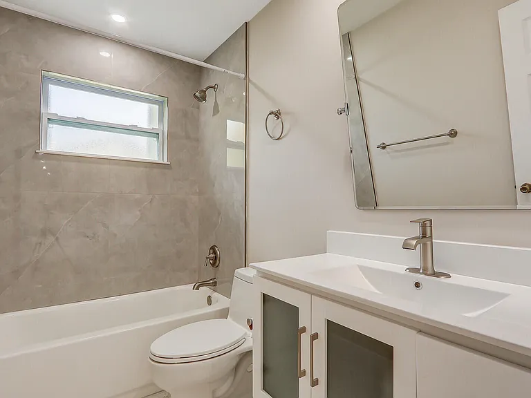 732 Pelican Way — Photo 23