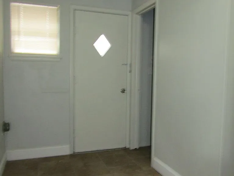 1202 NW Lake Ave — Photo 9