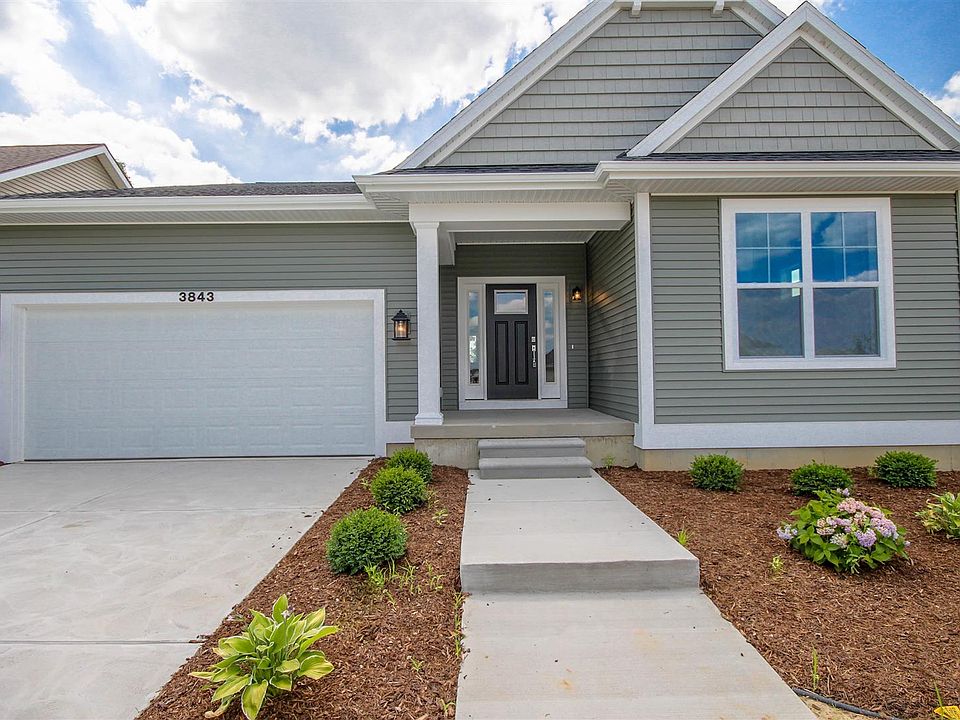 Floor plans and photos shown may include base features along with additional options and upgrades.