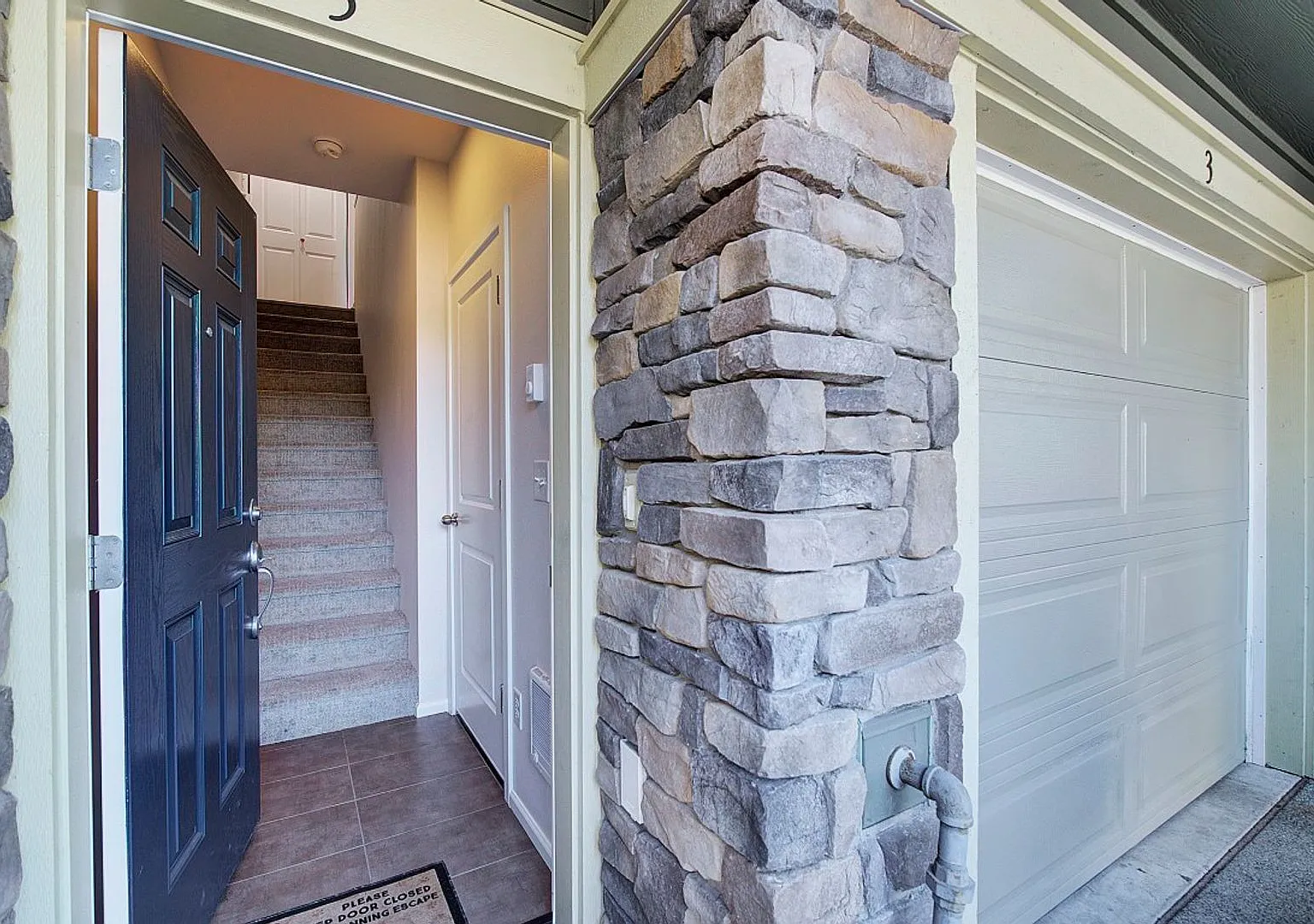 2Bd/2.25Ba Mill Creek Townhouse — Photo 2