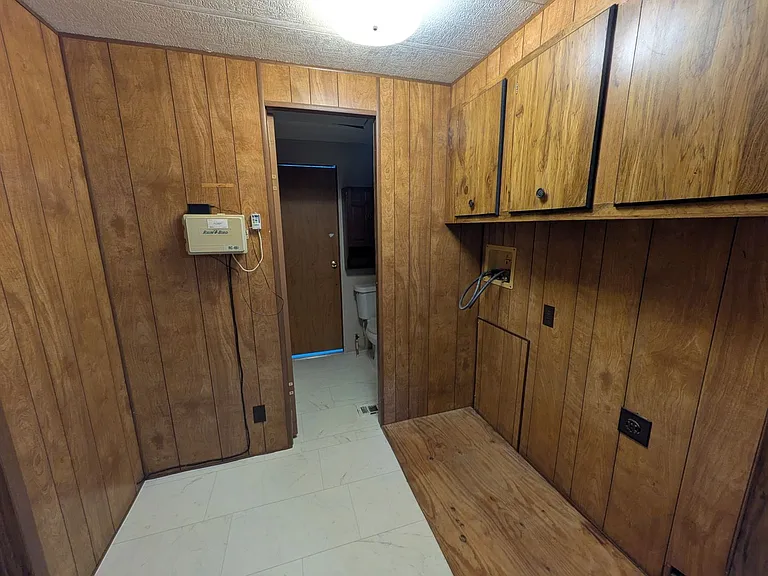 16240 San Pedro Ave — Photo 24