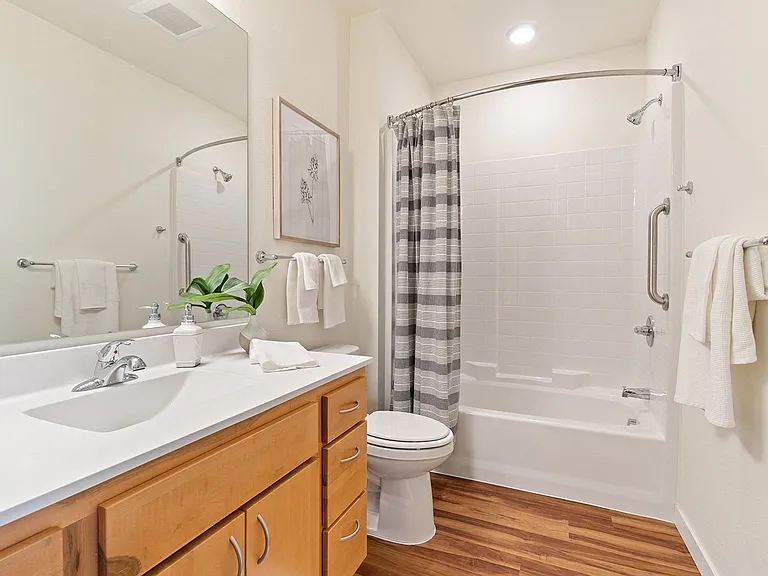 Harbor at Twin Lakes 55+ Apartments — Photo 44