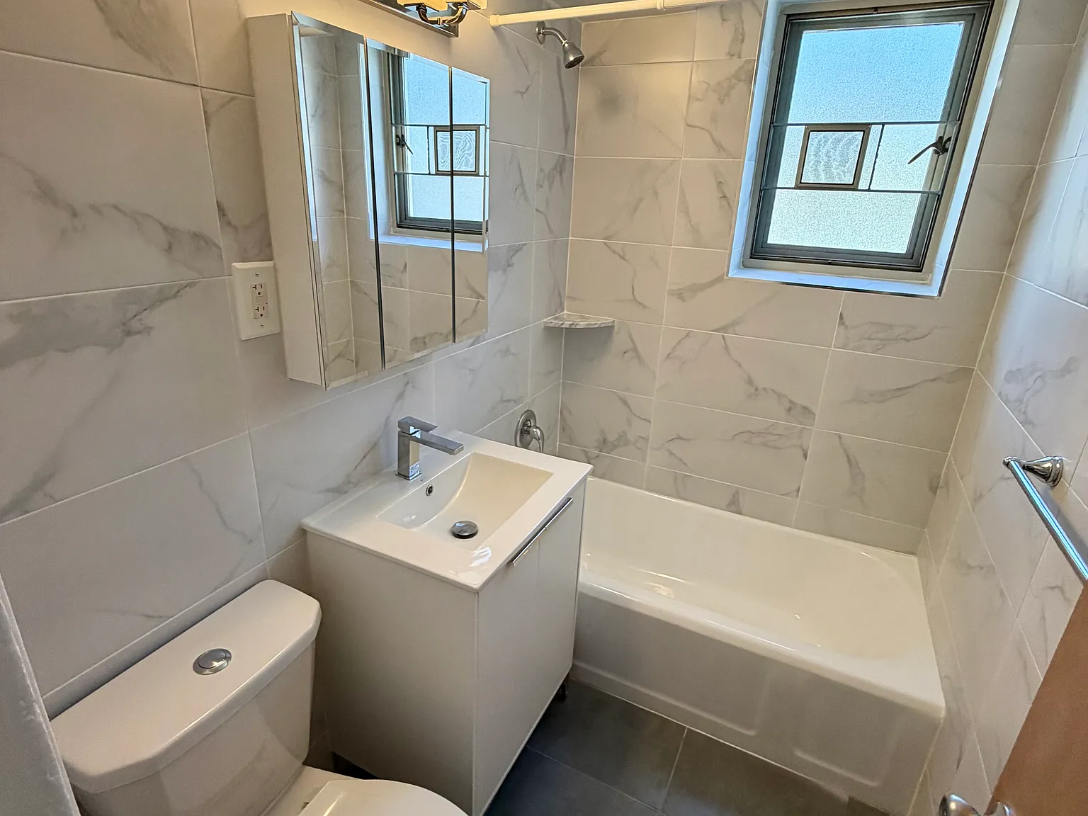 65th Cres, Fresh Meadows — Photo 4