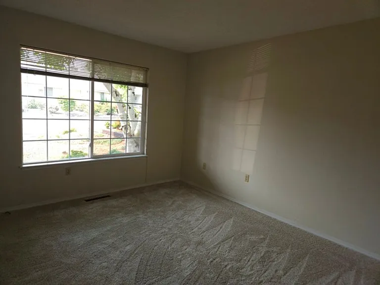 3056 Twin Oak Pl NW — Photo 14