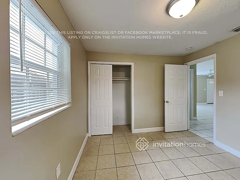 2401 Jamaica Dr — Photo 10