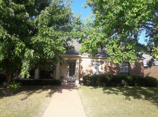 2510 Meadow Ln, Garland, TX 75040