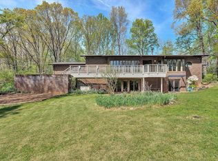 1124 Old Hollow Rd, Buchanan, VA 24066