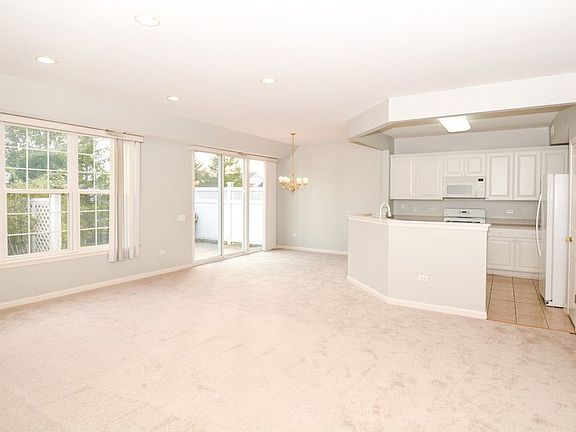 2nd image of 11323 Heatherdale Ln