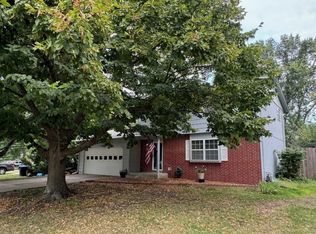 4029 SW 35th St, Topeka, KS 66614