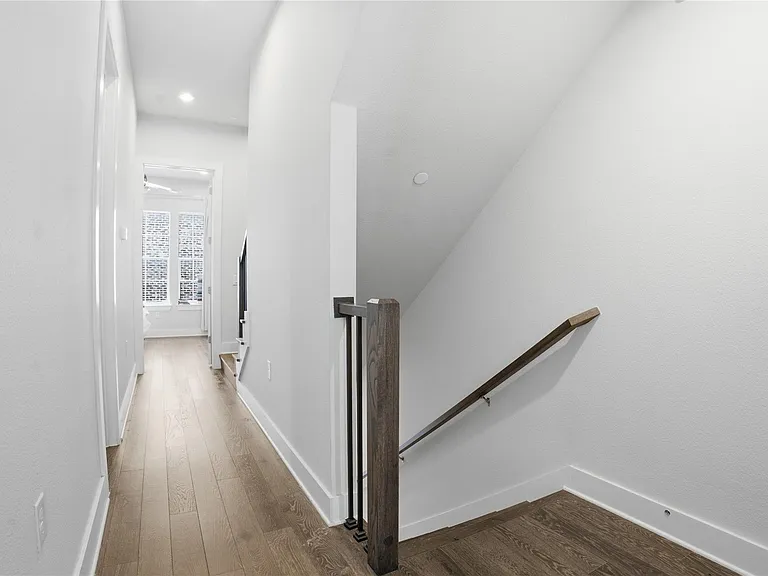 1411 Town Creek Dr #6 — Photo 17