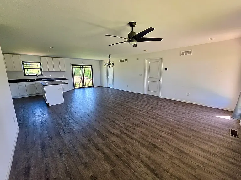 4375 Jj Rd — Photo 5