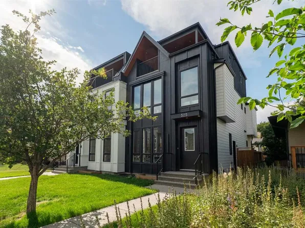 525 SE 32nd St NW, Calgary, AB T2N 2V8