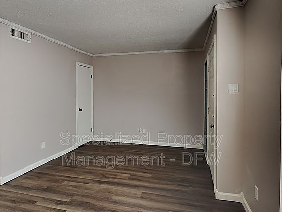 2nd image of 9833 Valley Meadow Ct #9833
