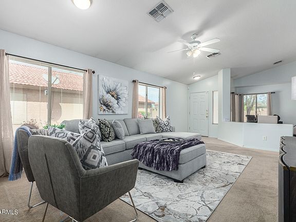 5th image of 971 N MARIA Lane