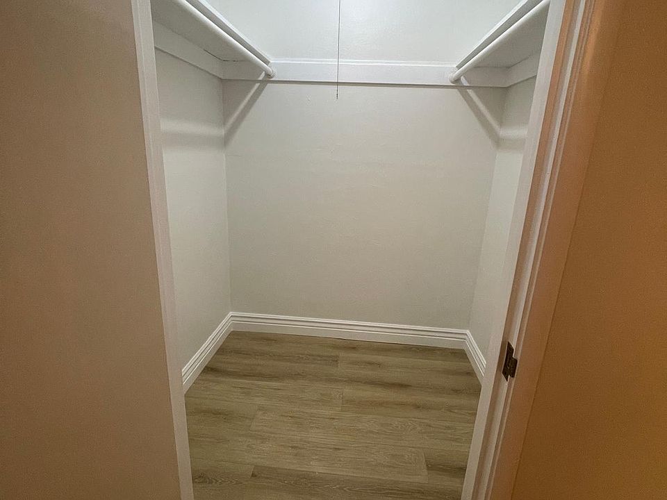 Large walk-in closet
