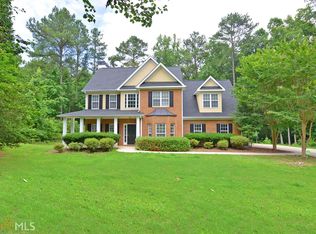 290 Farr Lake Dr, Tyrone, GA 30290