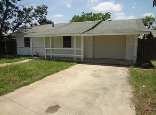 179 Palm St, Luling, TX 78648