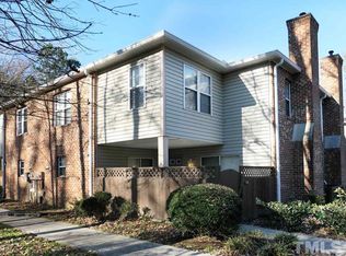 425 Summerwalk Cir #425, Chapel Hill, NC 27517