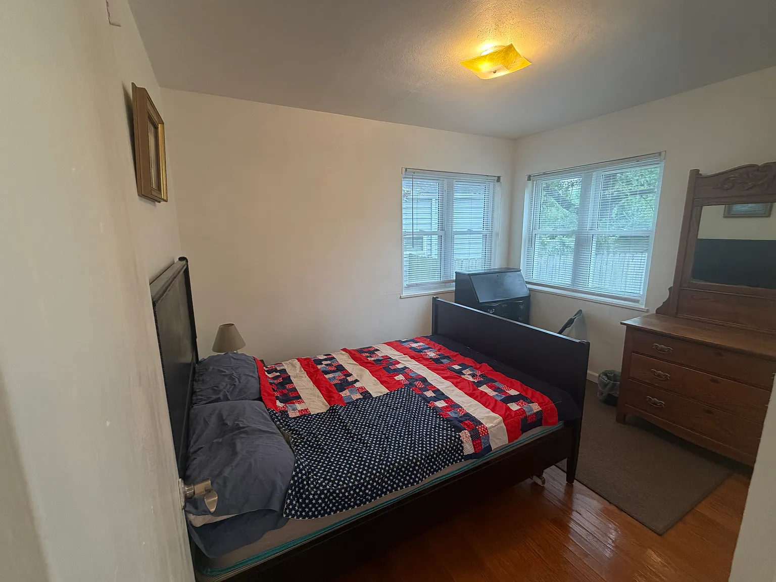 3 bed, 1750 sqft, $990 — Photo 2