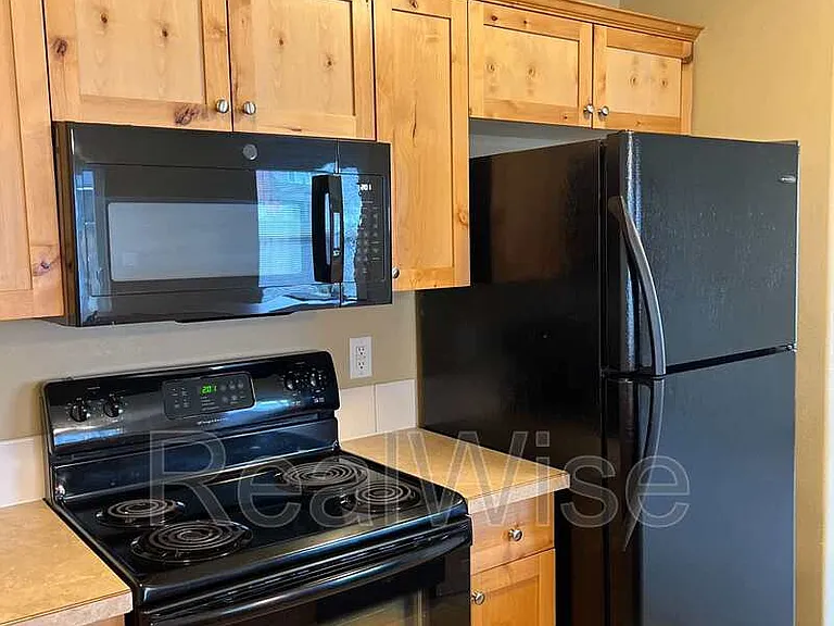 2885 SW Indian Cir — Photo 12