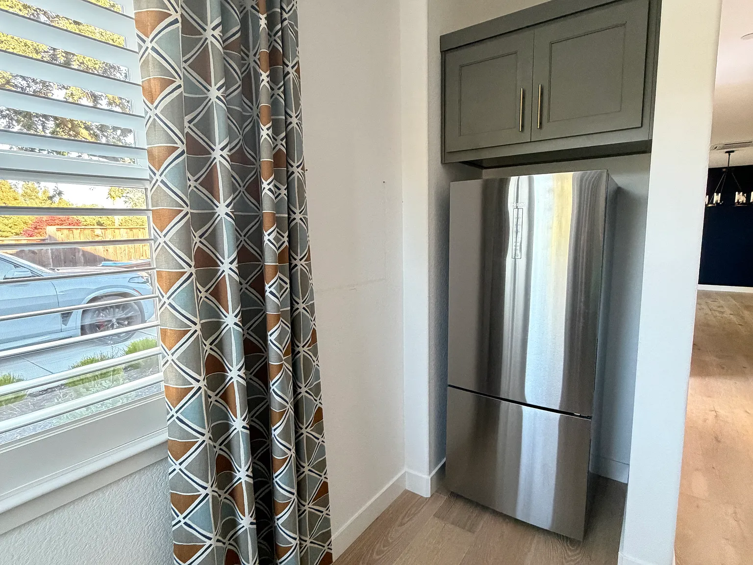 Studio, 624 sqft, $2,500 — Photo 4