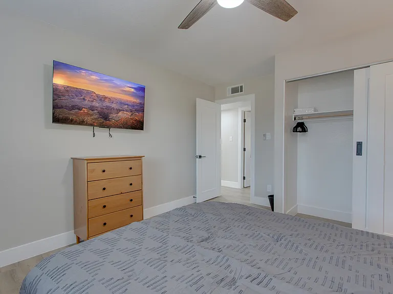 38 E Geneva Dr — Photo 38