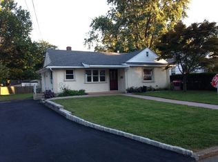 56 Runyon Ave, Edison, NJ 08817