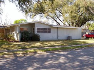 6702 Rowan Ln, Houston, TX 77074