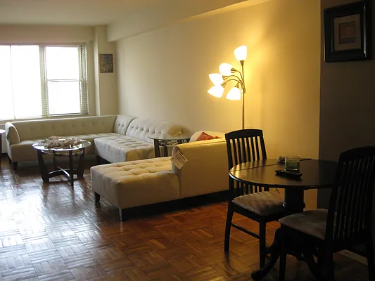 Rented by Corcoran | media 6