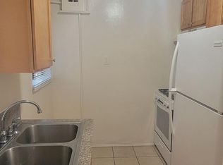 7017 Malabar St #B, Huntington Park, CA 90255