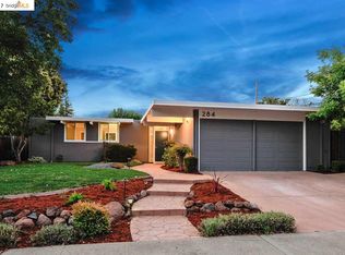 284 Santa Fe Dr, Walnut Creek, CA 94598