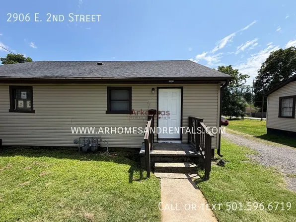 2906 E 2nd St, North Little Rock, AR 72114