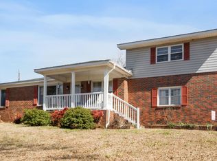 2277 Tabor Rd, Gadsden, AL 35904