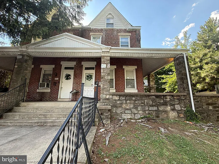 6402 Oxford Ave #1 — Photo 1