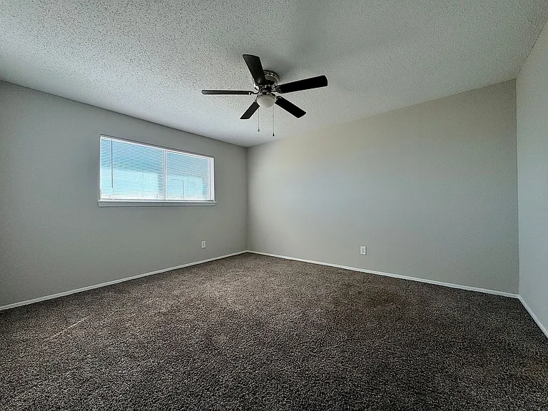 10200 Galahad Way — Photo 11
