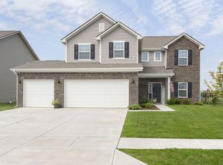 739 Jefferson Park Dr, Pittsboro, IN 46167