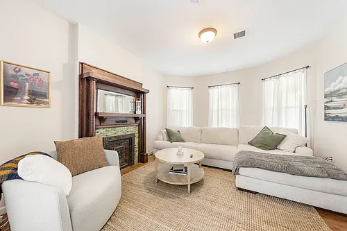 354 Lincoln Ave E #1 Photo 1