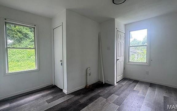 4th image of 2935 Alger Ave