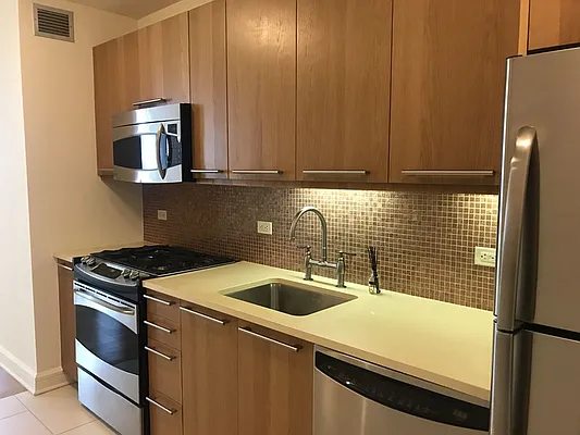 Rented by Windsor Property Management | media 36