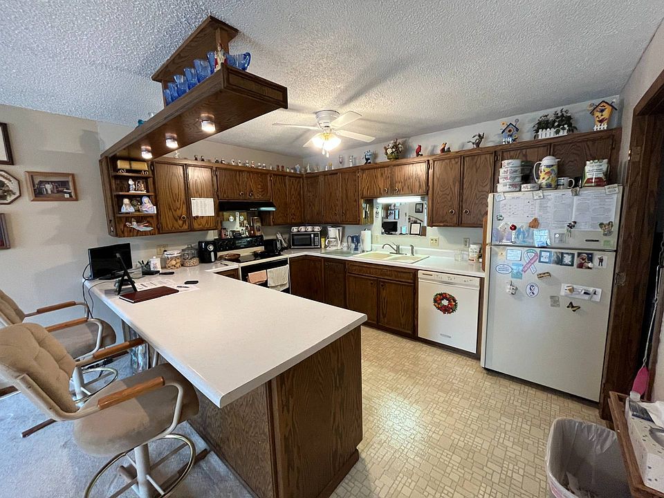 420 Dickinson Dr SE APT 5, Devils Lake, ND 58301 Zillow