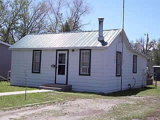 1st image of 341 W 15th Ave